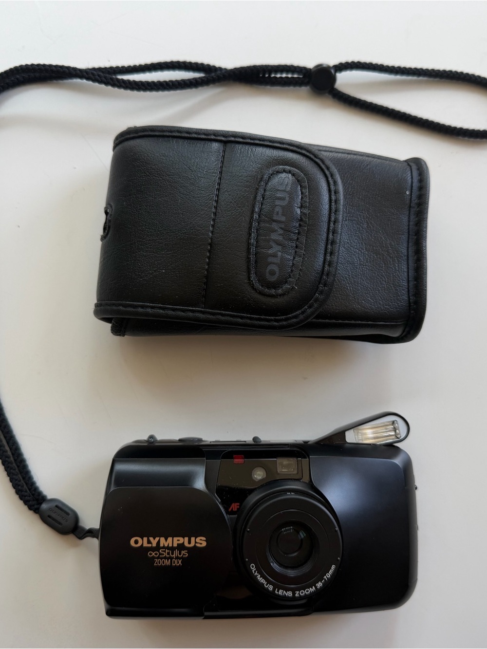 Olympus Stylus Zoom Deluxe 35mm Film Camera — Olympus Mju II